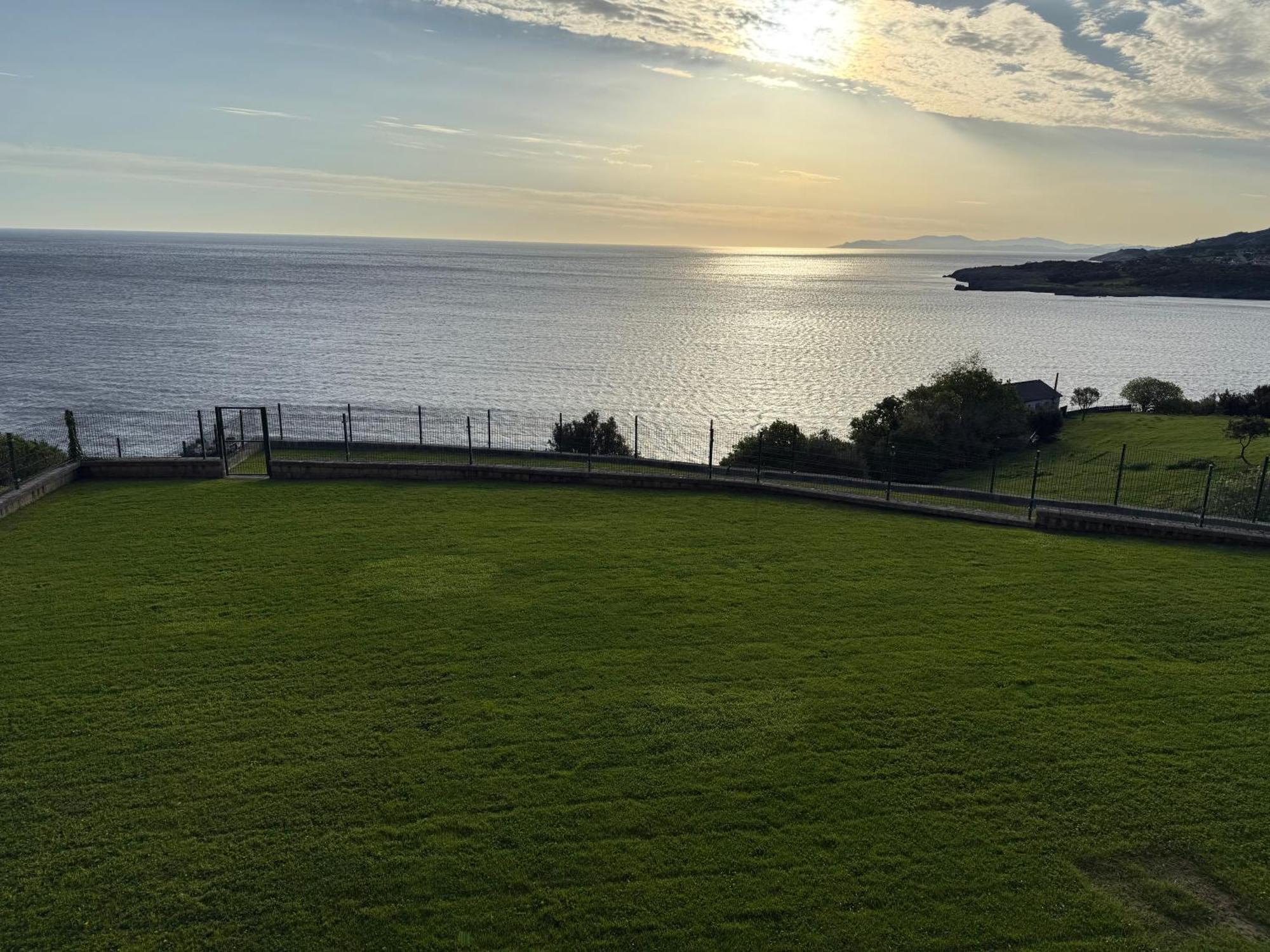 Villa La Ballena De Sonabia 奧瑞翁 外观 照片